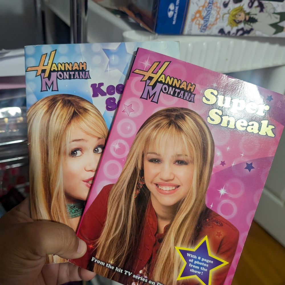 Disney Hannah Montana Books - Pink and Blue Covers